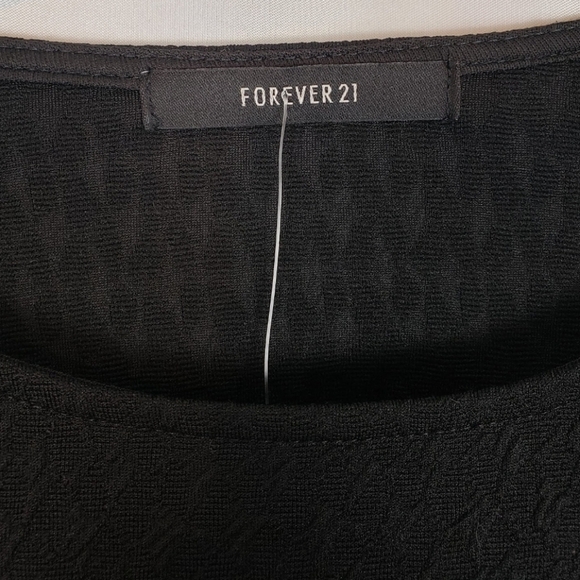 FOREVER 21 Long sleeve backless cutout mini dress black NWT lbd - Picture 5 of 6